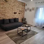 Dommu De Anna Murru Baunei