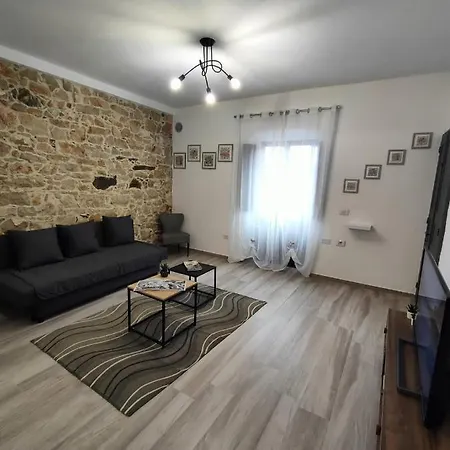 Apartment Dommu De Anna Murru
