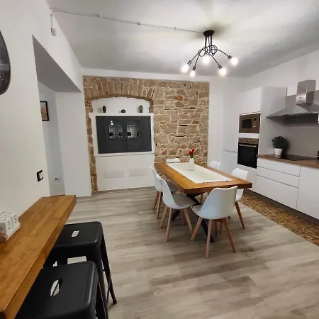Apartment Dommu De Anna Murru *