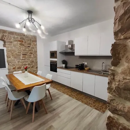 Apartment Dommu De Anna Murru