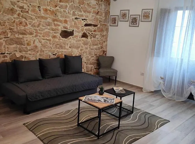 Dommu De Anna Murru Baunei